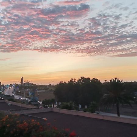 Grand Appartement Vue Golf A 2 Min De La Plage Bouznika Eksteriør billede
